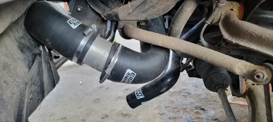 Silicone charge hose and alloy joiner