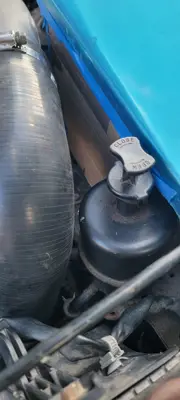 Airbox mock-up clearance around the power-steering reservoir